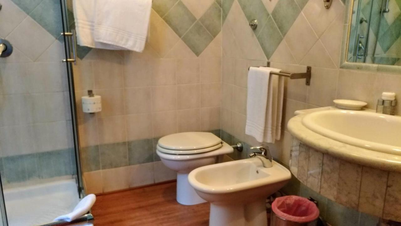 Nicolas Inn Rzym Zewnętrze zdjęcie