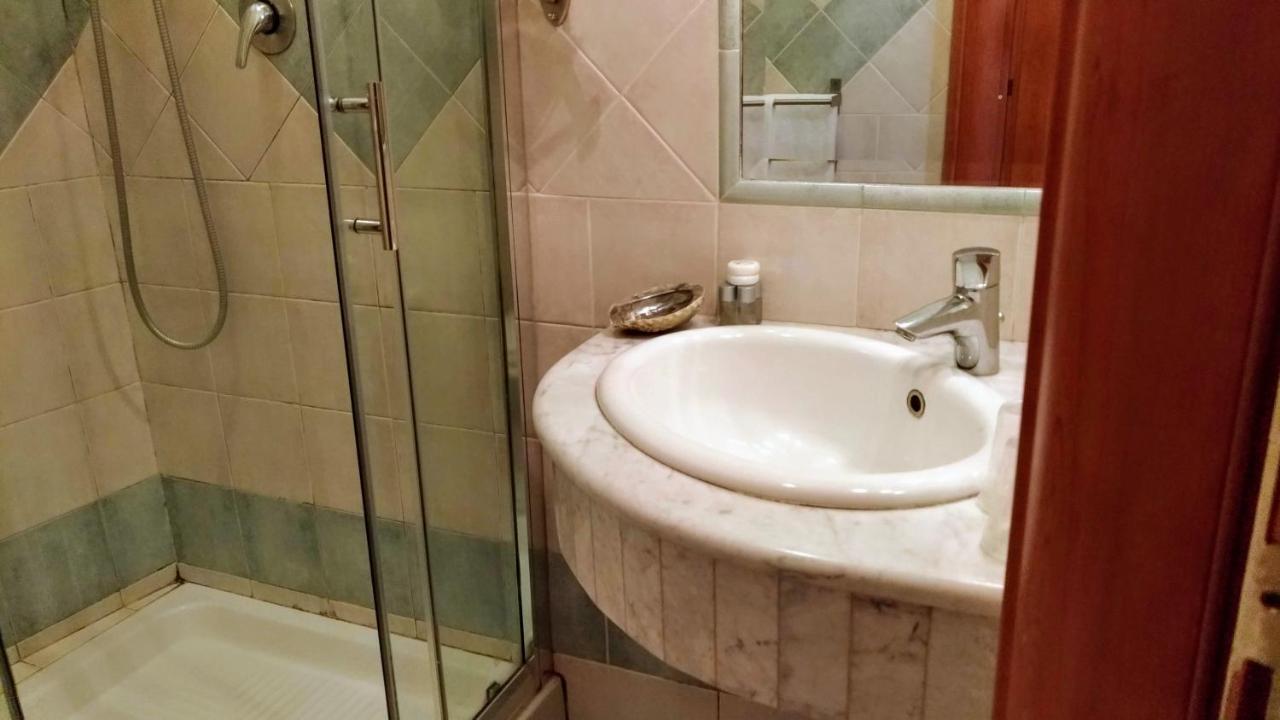 Nicolas Inn Rzym Zewnętrze zdjęcie