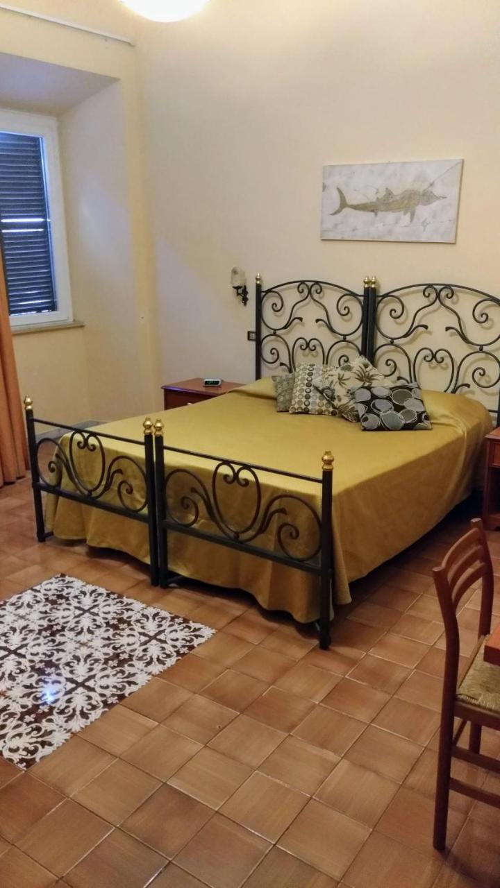 Nicolas Inn Rzym Zewnętrze zdjęcie